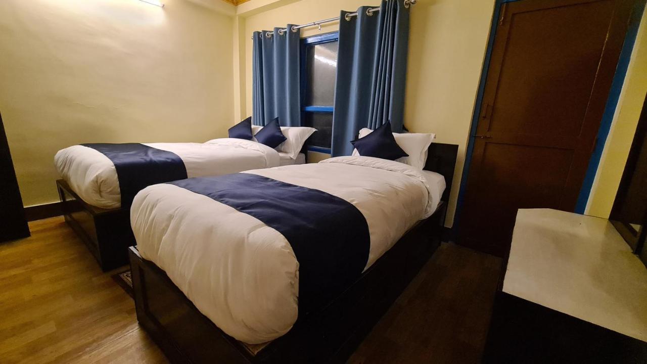 Temple Town Inn Kathmandu Esterno foto